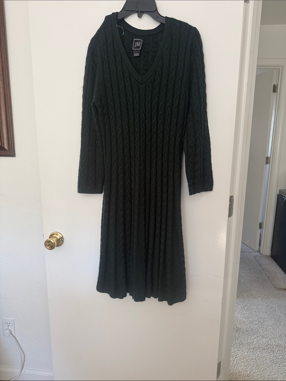 JH Collectibles Dark Green Cable-Knit V-Neck Long Sleeve Dress